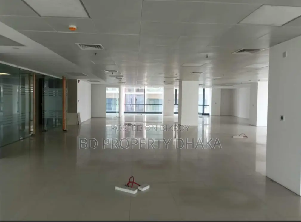 7800 Sqft Open Newly Modern Commercial Space Rent in Gulshan Avenue in Gulshan