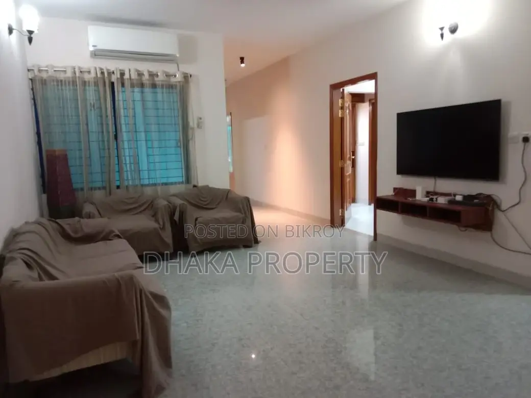 2700sqFt.Wonderful 3Bedroom Full Furnish Apartment Rent at Gulshan in Gulshan