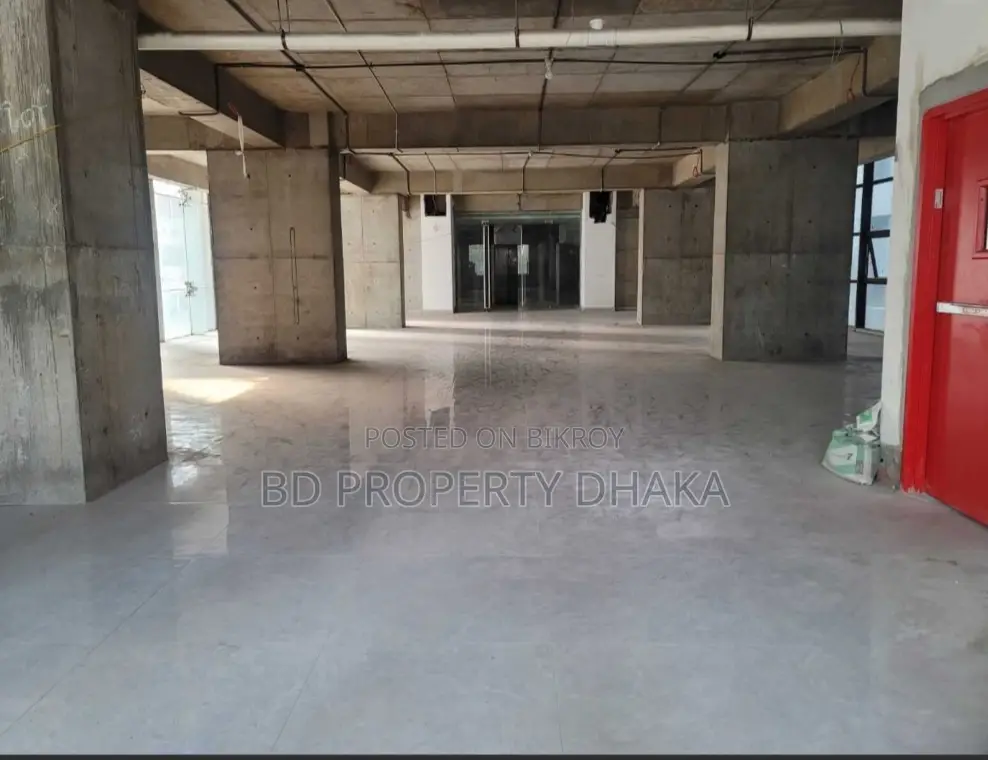 3000 Sqft Open Commercial Space Rent in Banani in Banani