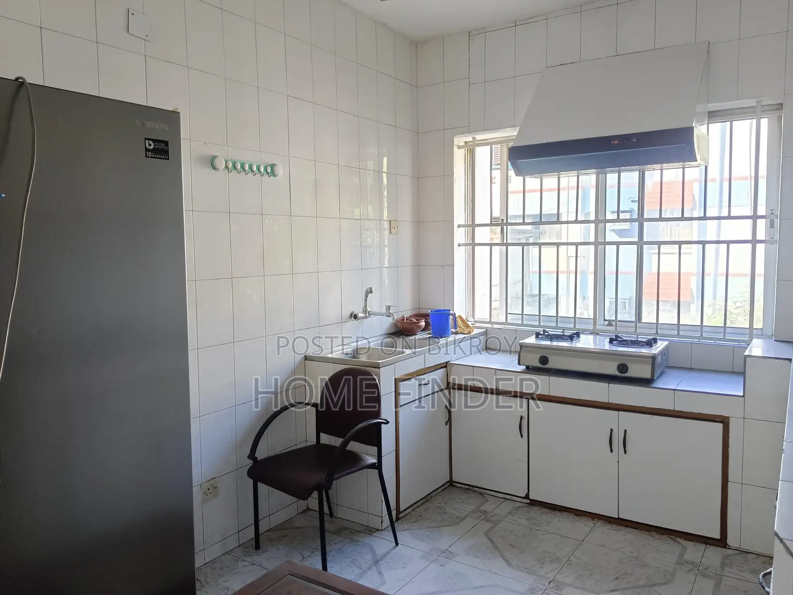 2400 Sqft Un-Furnished Apartment For Rent In Gulshan 1 in Gulshan