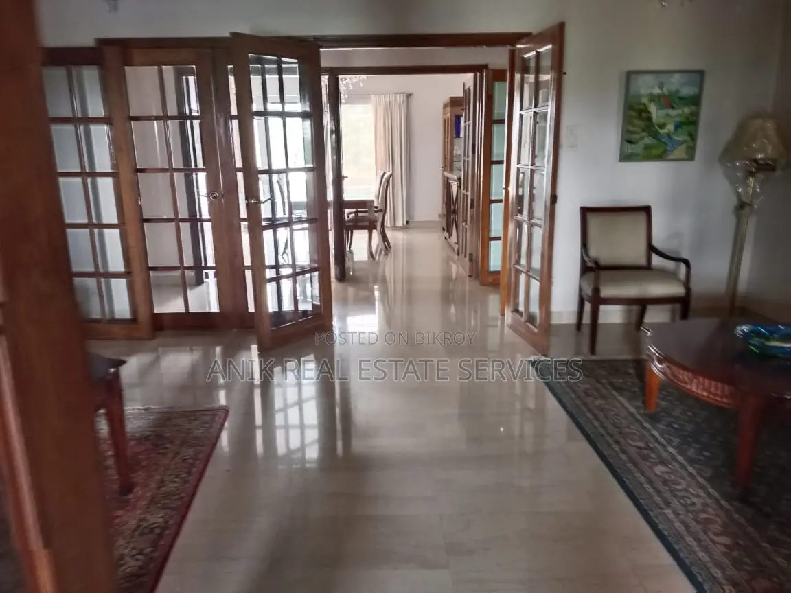 Lake View luxurious Full Farnised Flat Rent In Gulshan 2 in Gulshan