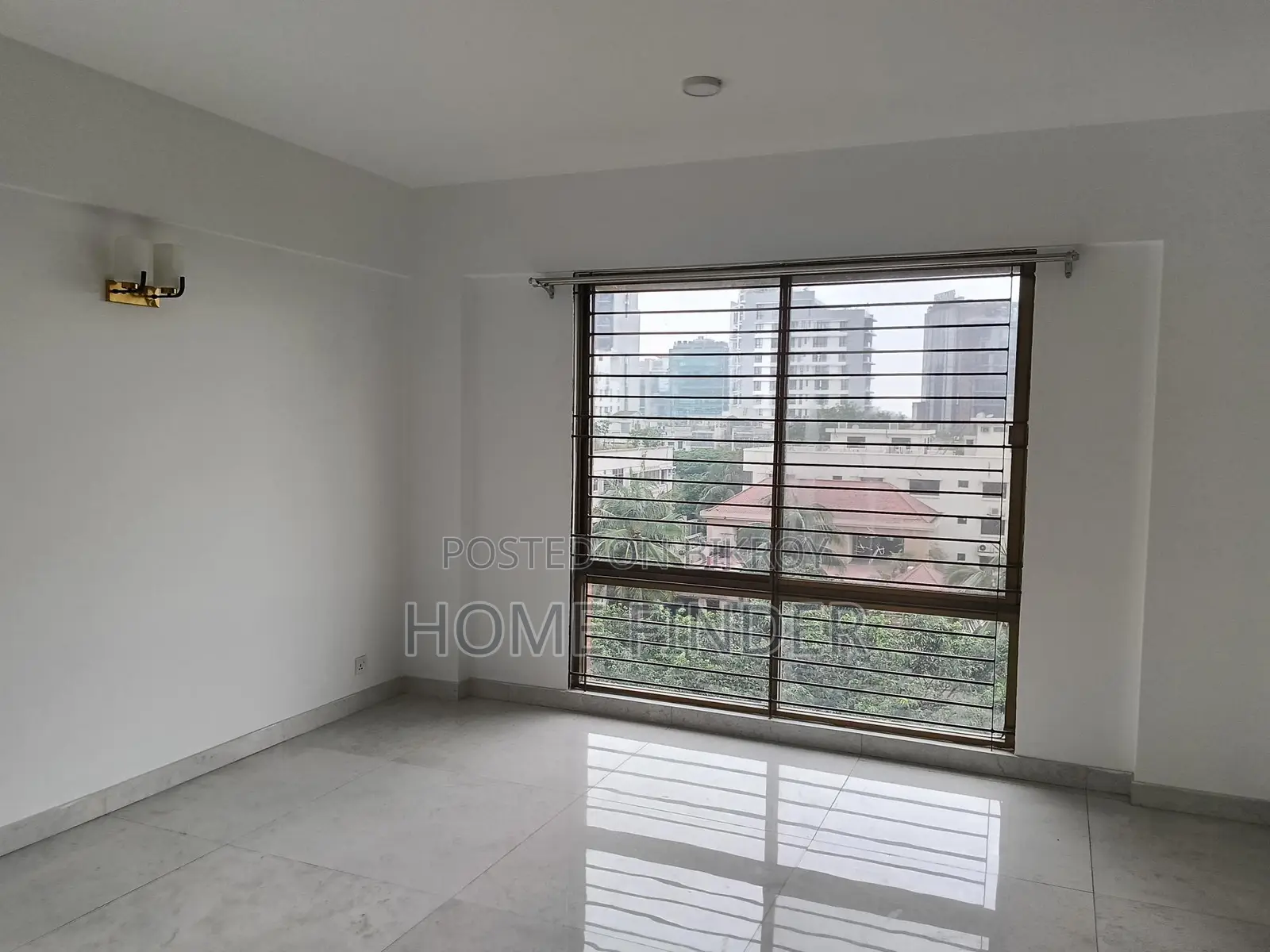A Nice And Comfortable Apartment Of 3500 Sq Ft Is Up For Rent In Gulshan in Gulshan
