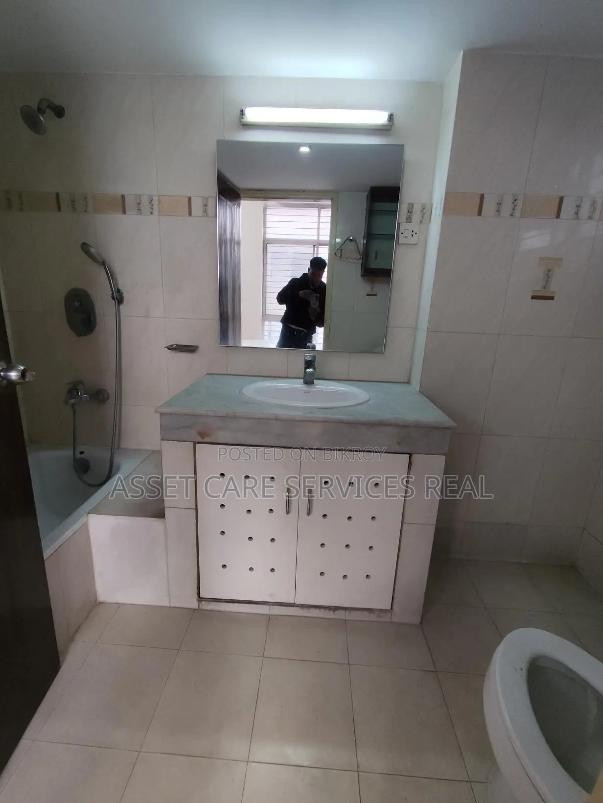 3-Bedroom Fully-Furnished Beautiful Apartment for Rent in South Banani in Banani