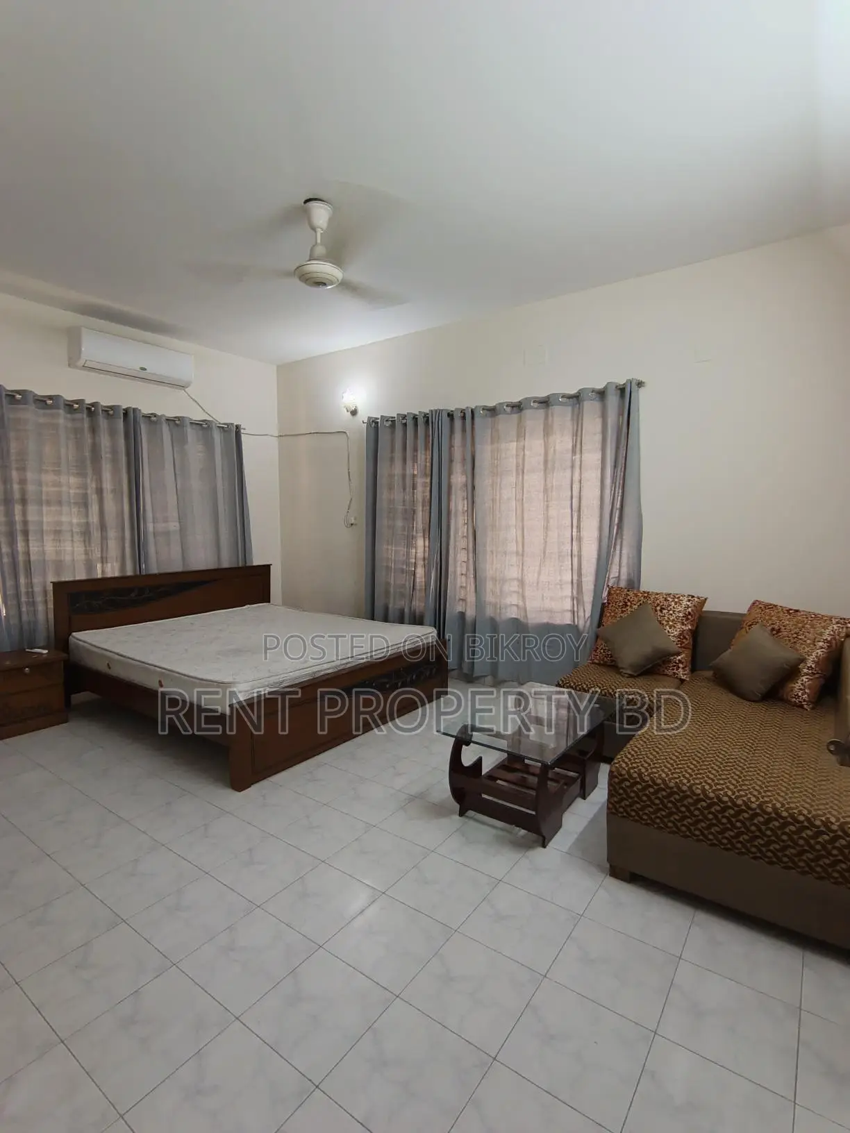 Exclusive Fully Furnished Apartment Rent Gulshan in Gulshan