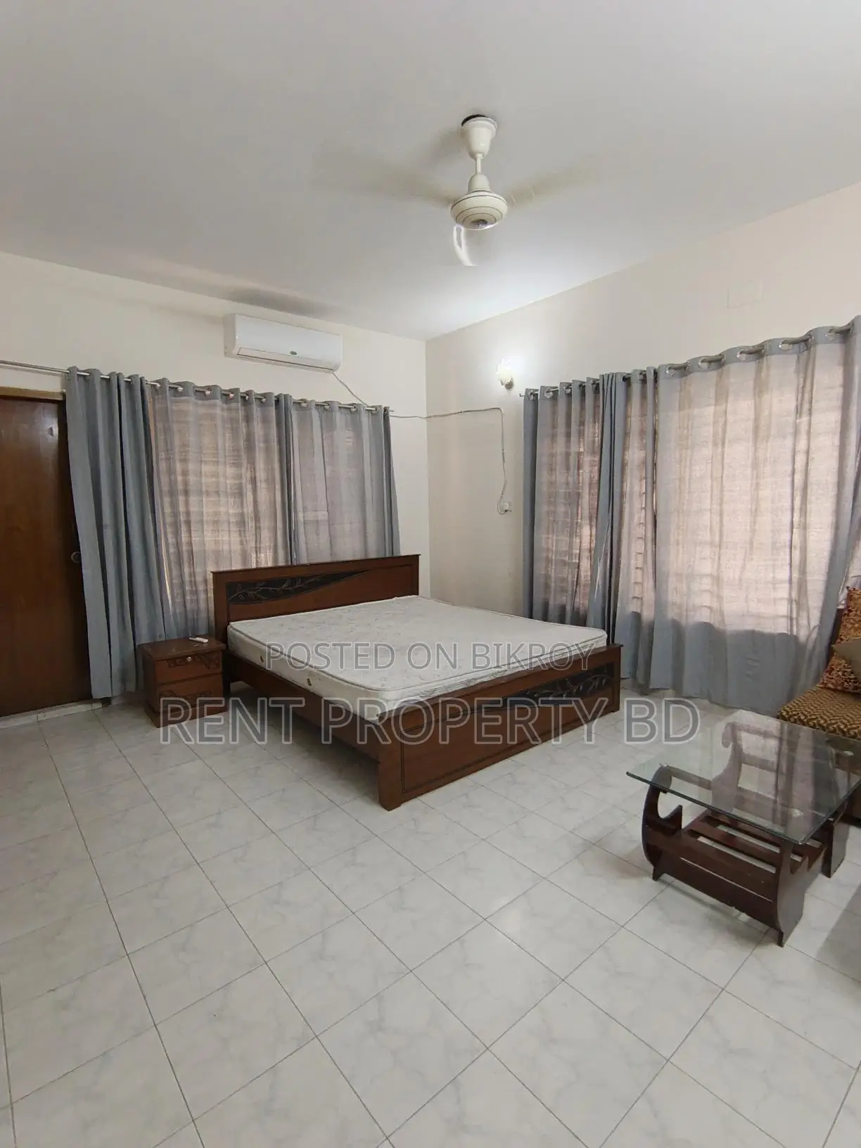 Exclusive Fully Furnished Apartment Rent Gulshan in Gulshan