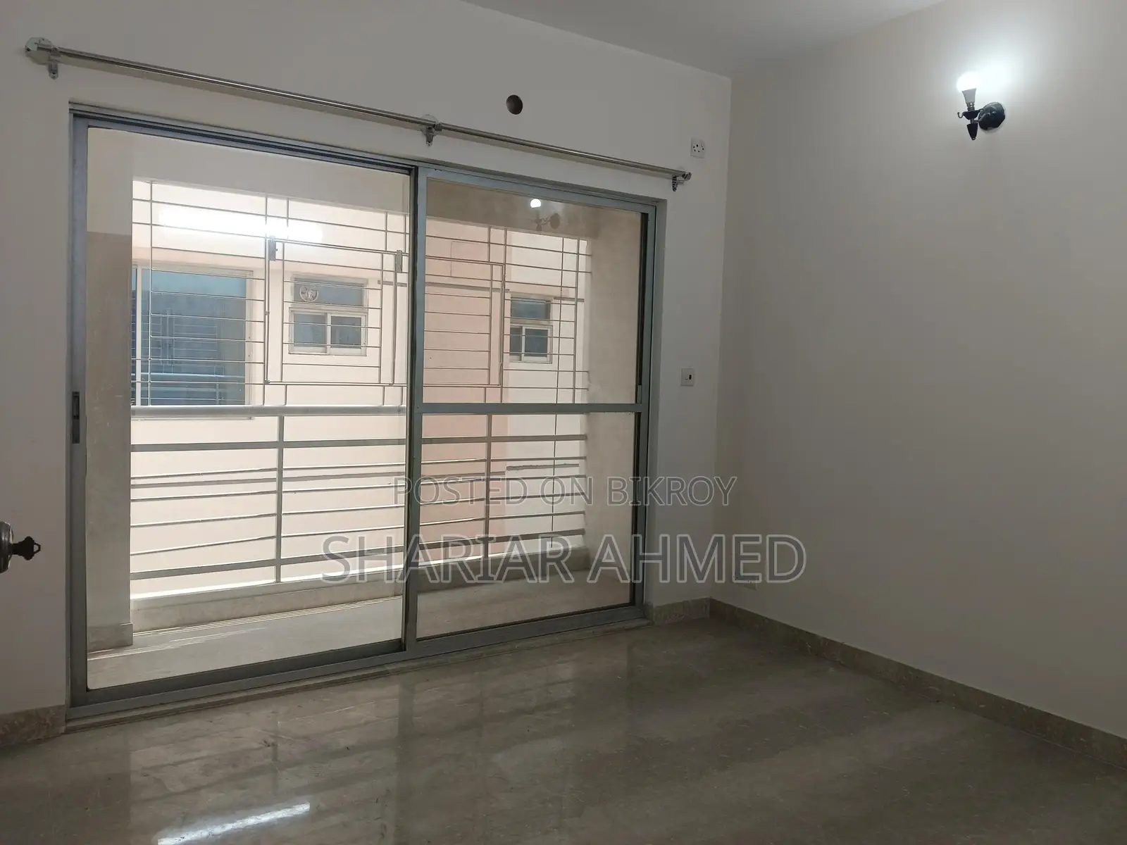 2800 Sqft 4 BED UN-FURNISHED APARTMENT FOR RENT IN GULSHAN 2 in Gulshan