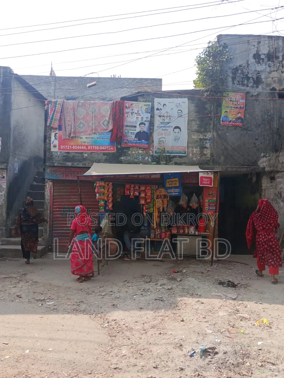 7.5 Katha Tin-shed House for Sale with Titas Gas Line in Mohammadpur