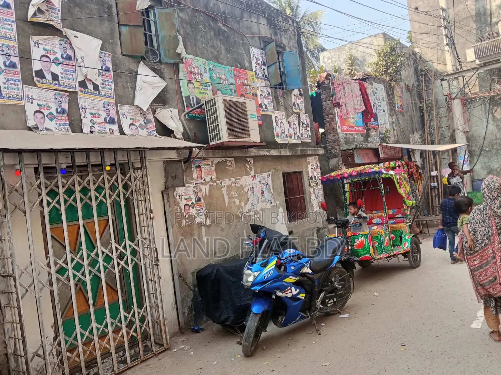 7.5 Katha Tin-shed House for Sale with Titas Gas Line in Mohammadpur