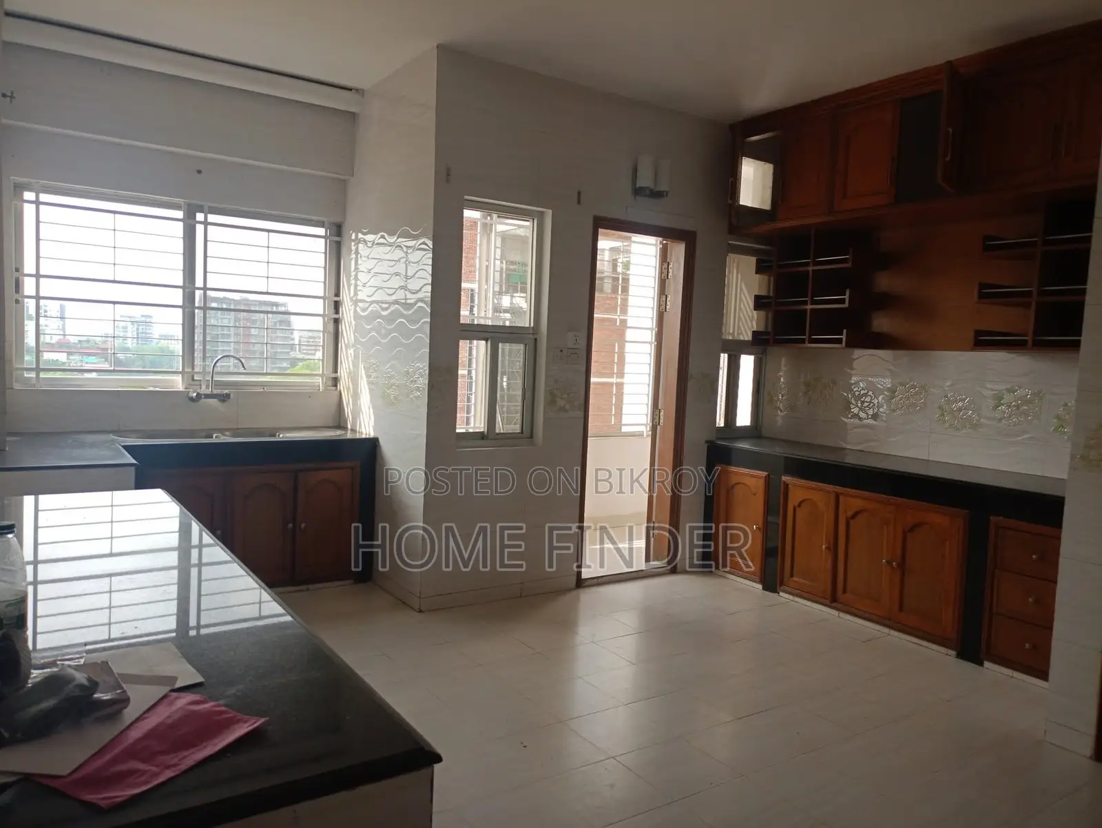 OFFICE RENT IN GULSHAN in Gulshan