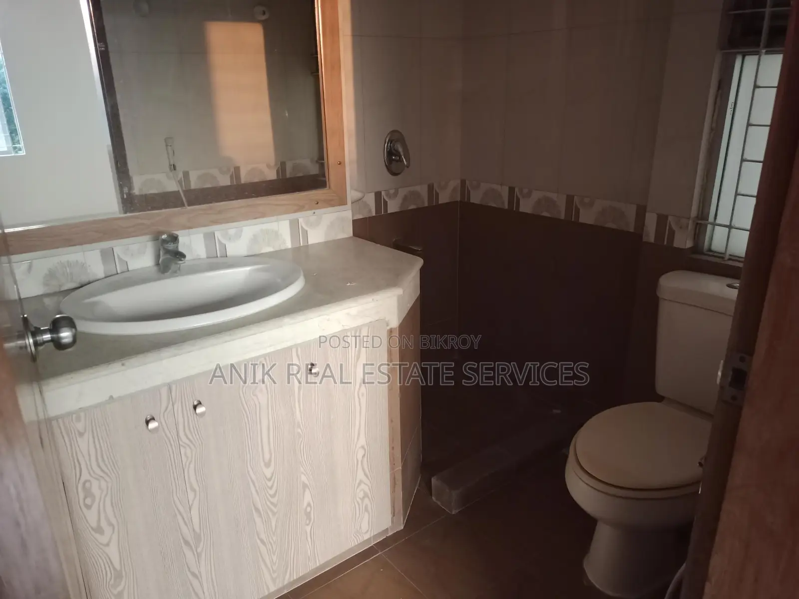 28000 Sft Full House Rent In Baridhara in Baridhara