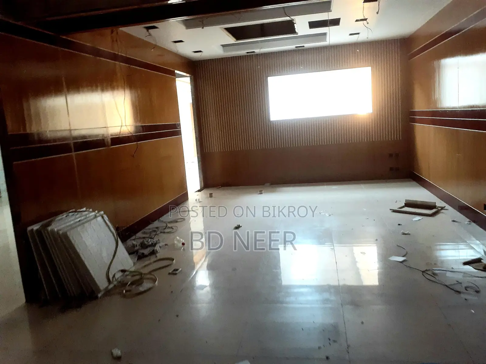 3500 Sq Ft 1st Floor Restaurant, Shop, Parlor For Rent in Gulshan