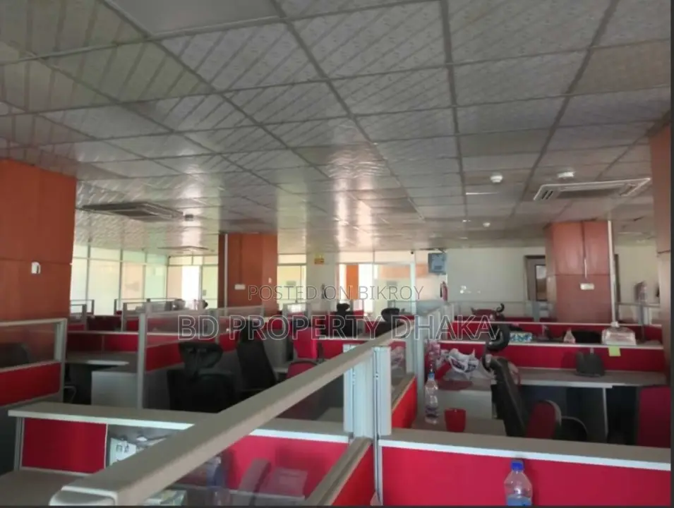 8000 Sqft Open Semi Furnished Commercial Space Rent in Banani in Banani