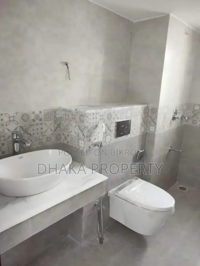 (Gym-Swimming pool) 2600-Sqft Luxurious Flat Rent at Banani in Banani