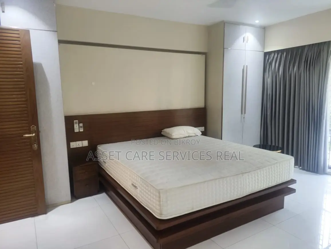 Luxurious 4Bed Furnished Apartment Rent Baridhara Diplomatic Zone in Baridhara