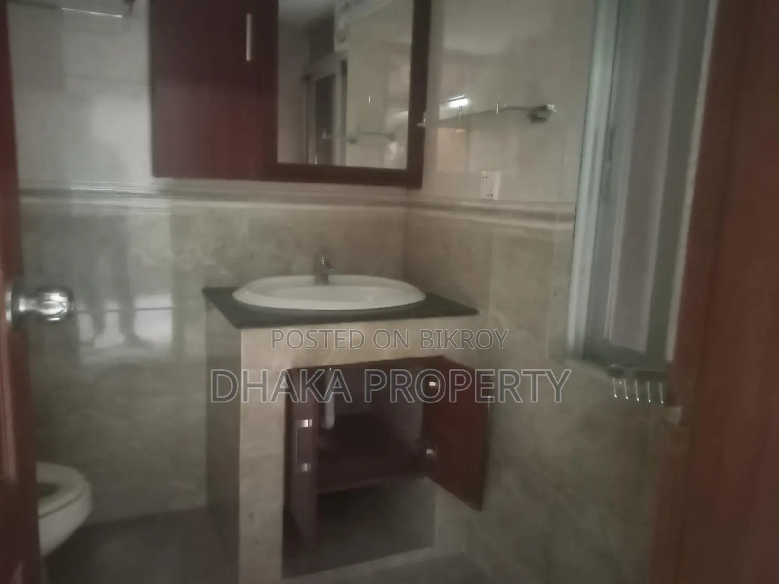 Semi Furnished 3-Bedrooms Nice Apartment Rent in Gulshan in Gulshan