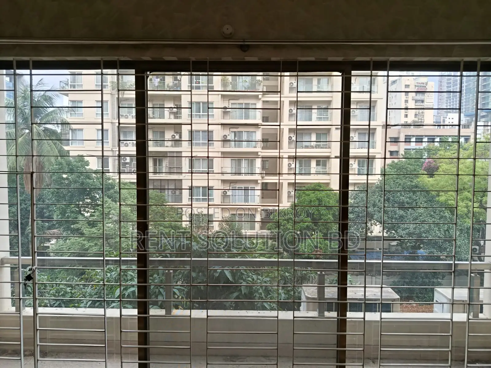 Classy 3400 Sq.Ft GYM POOL Apartment For Rent in Gulshan 2 Near GC in Gulshan