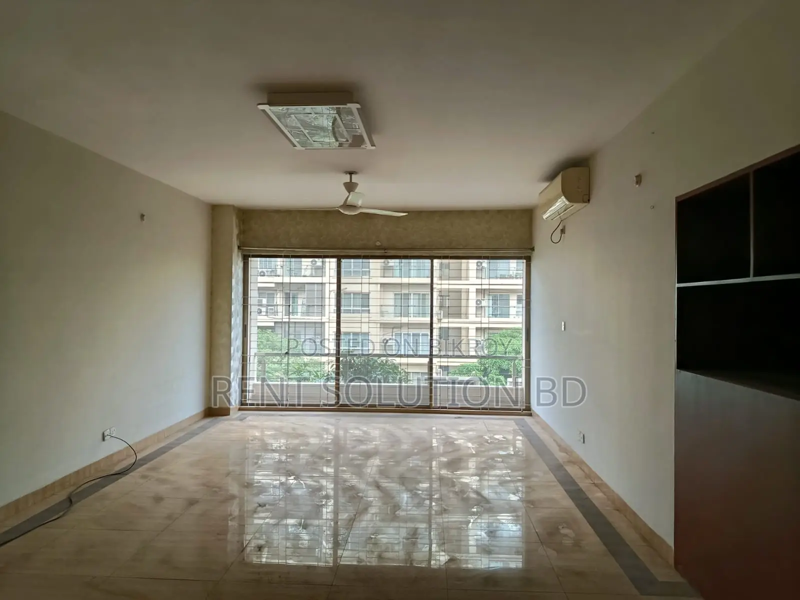 Classy 3400 Sq.Ft GYM POOL Apartment For Rent in Gulshan 2 Near GC in Gulshan