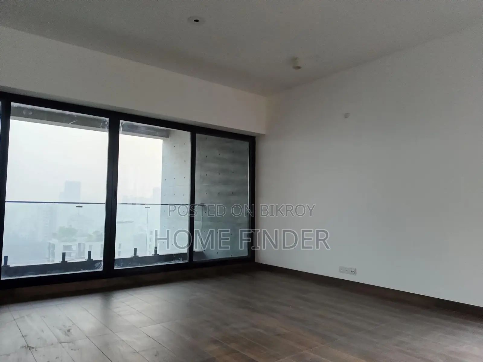 Luxurious Semi Furnished Apartment For Rent in Gulshan 2 in Gulshan