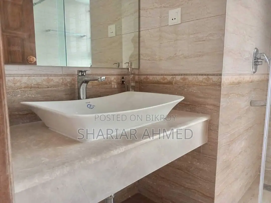 Brand New Unfinished 3200 SQFT Apartment Rent In GULSHAN in Gulshan