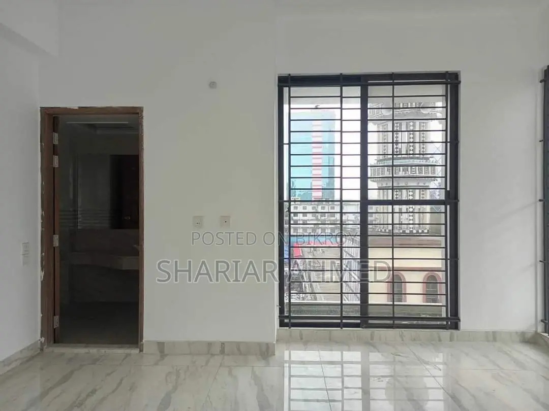 Brand New Unfinished 3200 SQFT Apartment Rent In GULSHAN in Gulshan