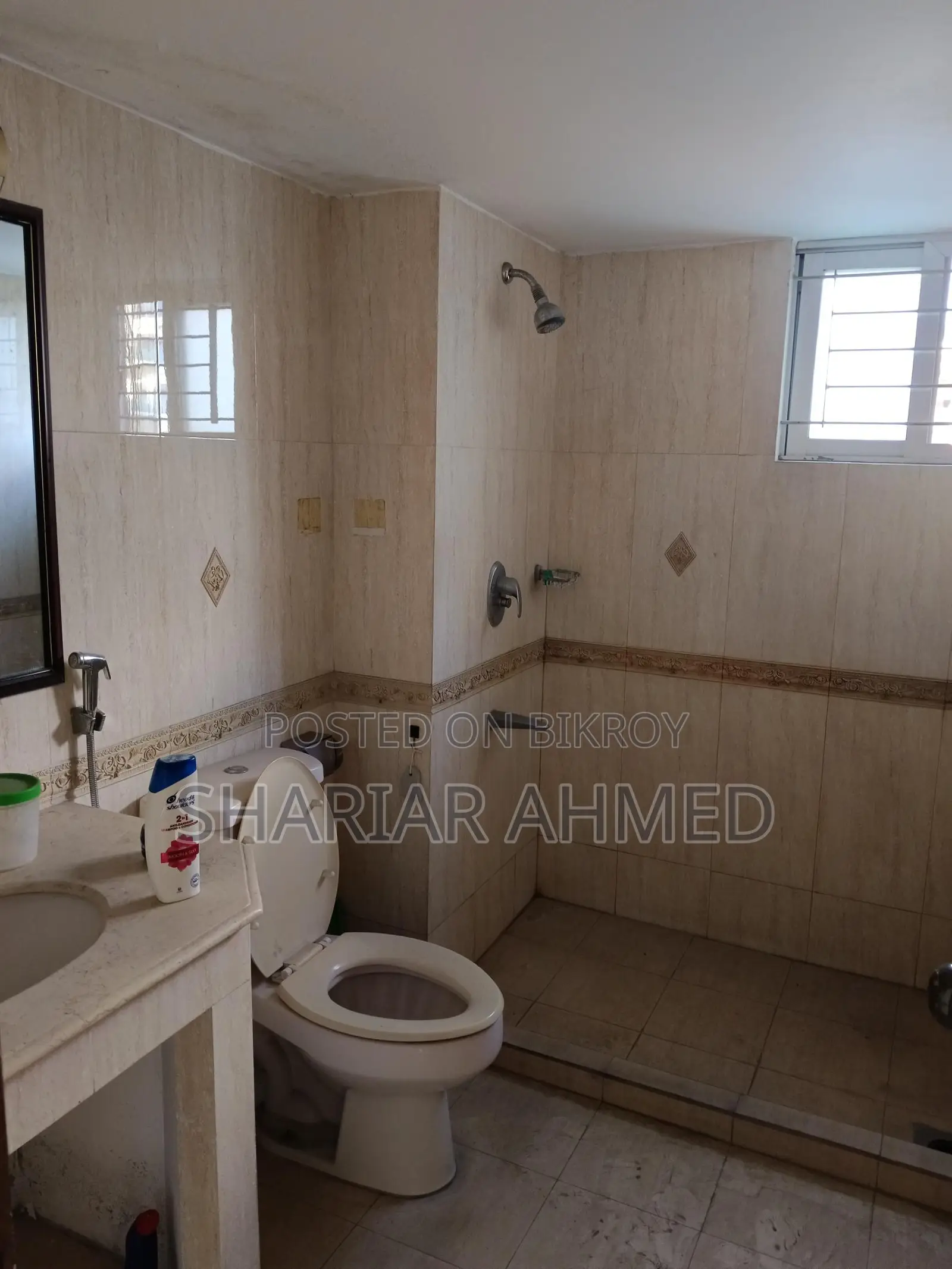 2700 Sqft 4 Bed Un-Furnished Apartment For Rent In Gulshan 1 in Gulshan