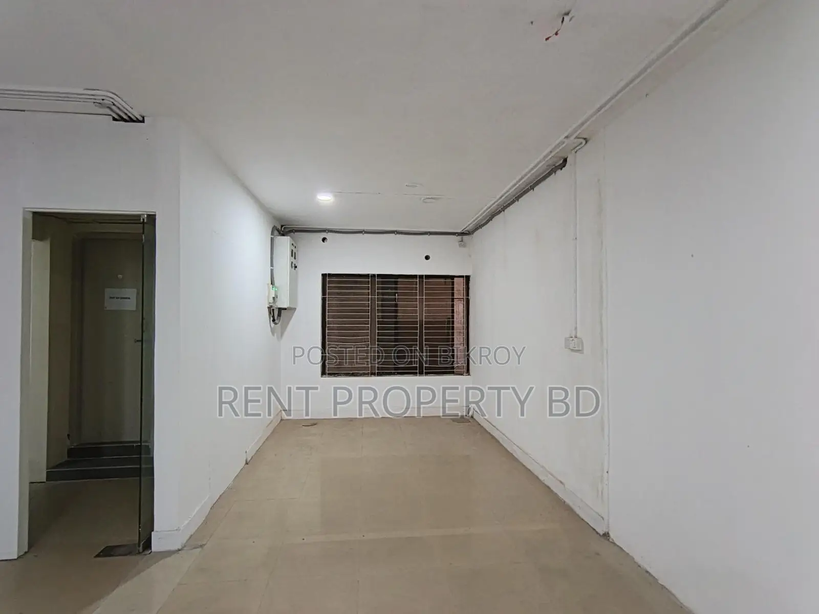 1000 Sft Commercial Space Rent At Gulshan-2 in Gulshan
