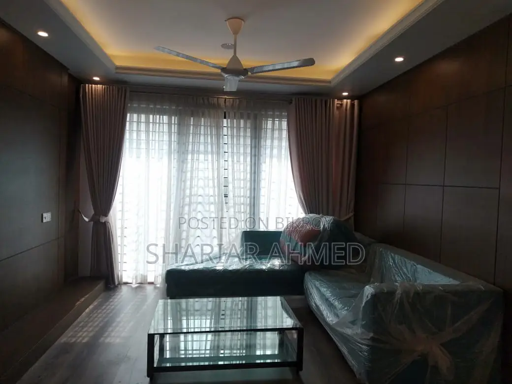 Fully Furnished Lake View Apartment Available For Rent In Gulshan 2 in Gulshan