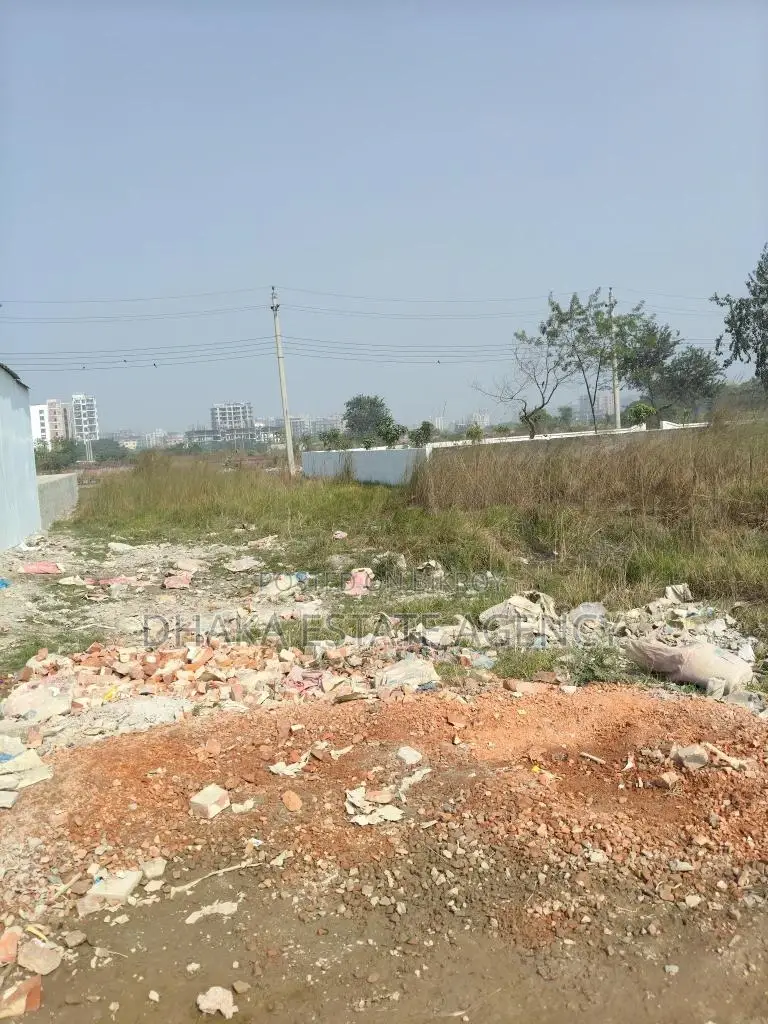 Uttara 3rd Phase Sector -16/D Field Facing 5 Katha Plot Sale in Uttara