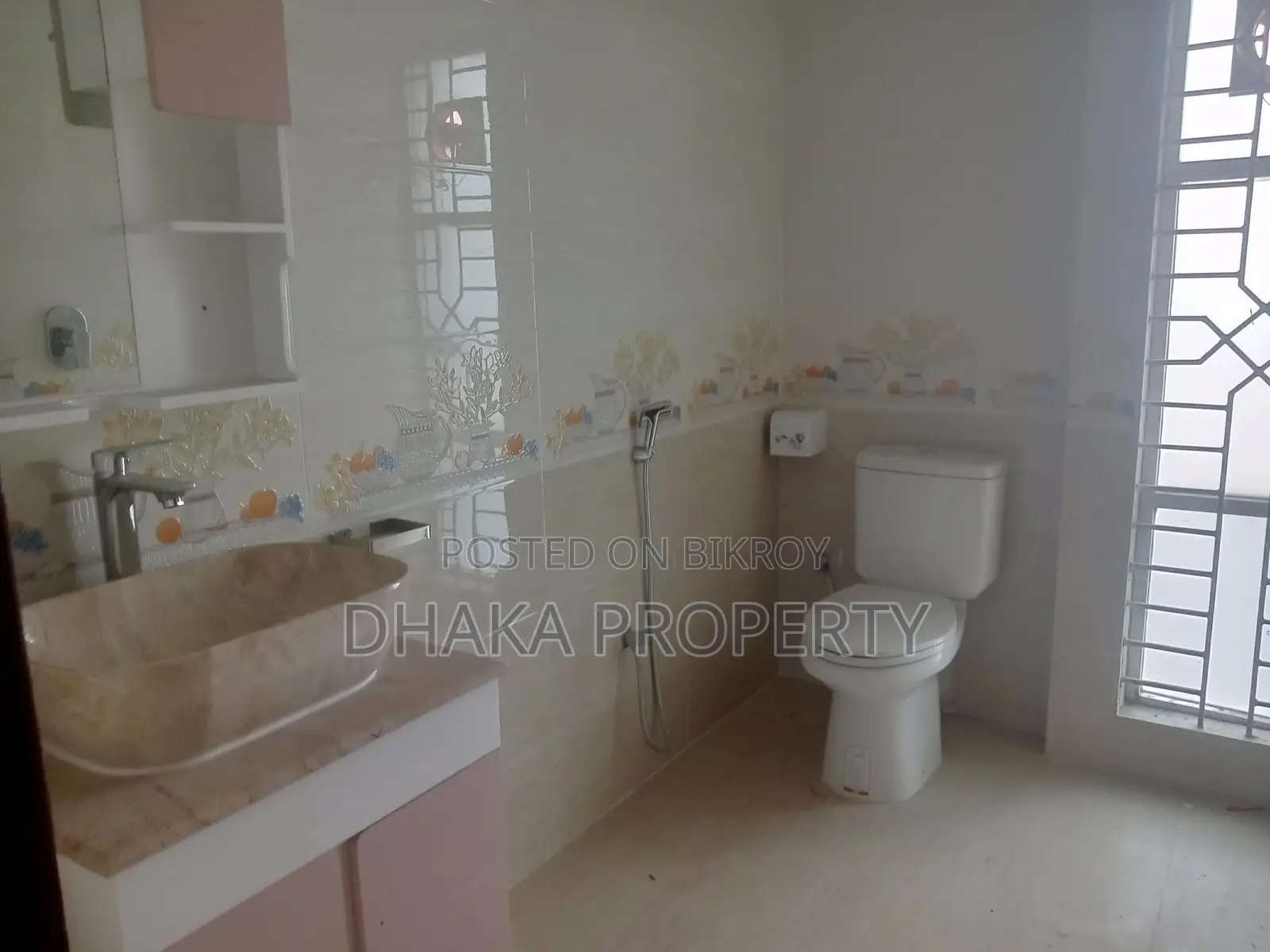 Newly Fully Furnished 4 Bedrooms Flat Rent in Baridhara in Baridhara