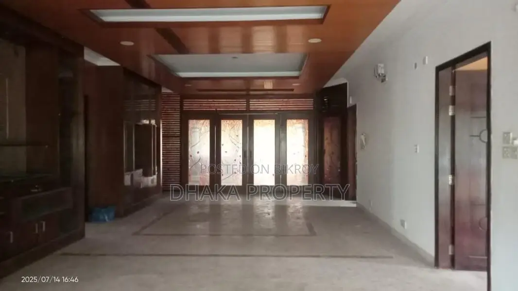 3700-Sqft 4-Bedrooms 2.Car Parking Nice Flat Rent in Gulshan in Gulshan