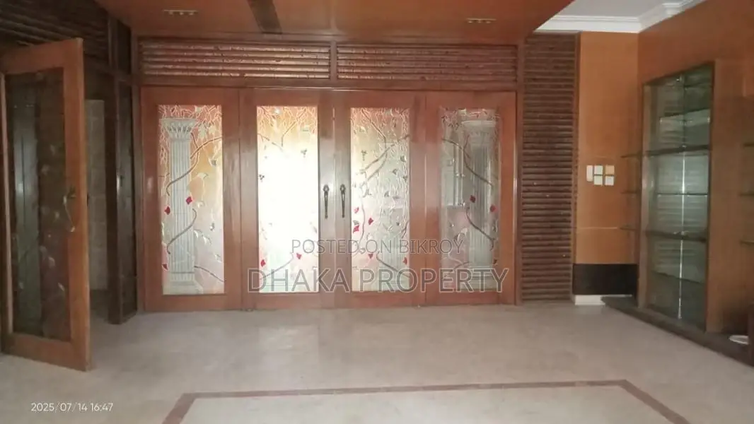 3700-Sqft 4-Bedrooms 2.Car Parking Nice Flat Rent in Gulshan in Gulshan