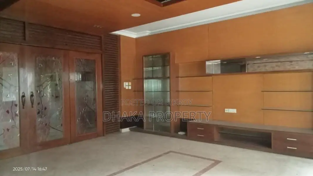 3700-Sqft 4-Bedrooms 2.Car Parking Nice Flat Rent in Gulshan in Gulshan