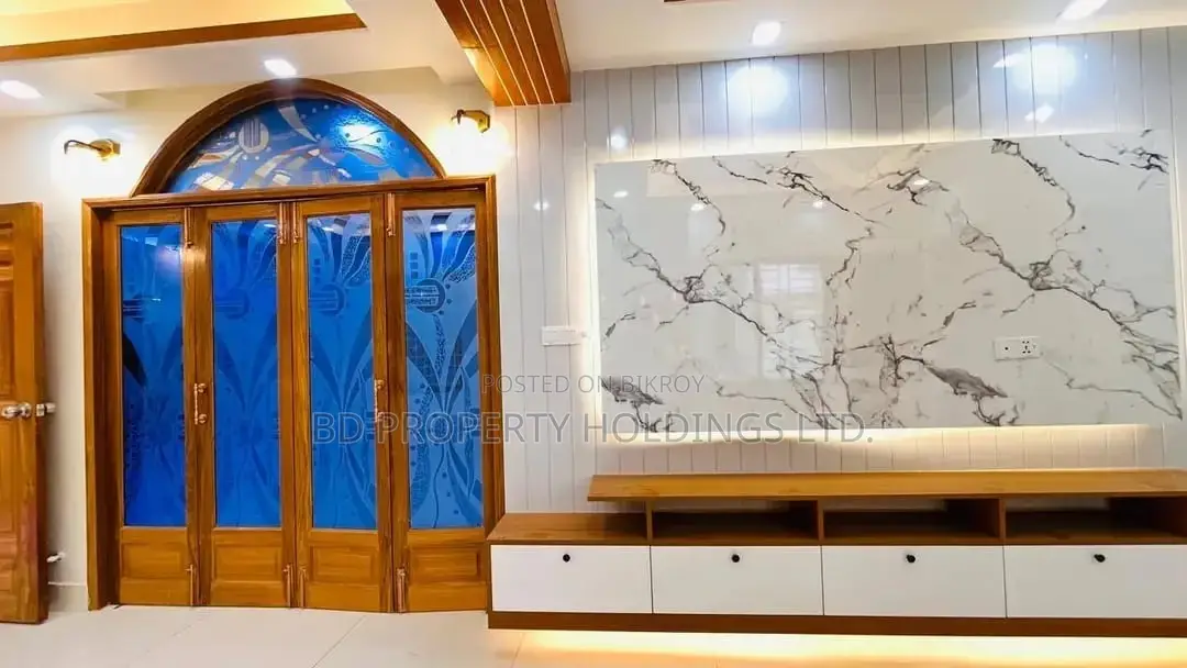 Exclusive 2600 Sft Semi Furnish Apartment Rent In Bashundhara in Basundhara