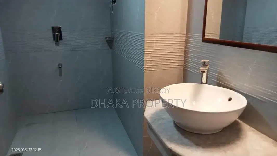 1865sqFt.3Bedroom Excellent Flat Rent at Gulshan in Gulshan