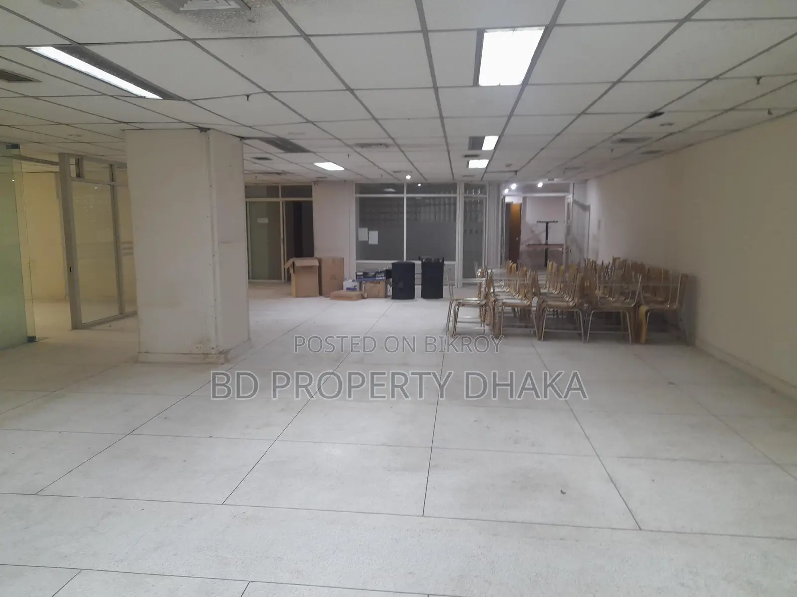 6100 Sqft Semi-furnished Open Commercial Space for Rent in Banani in Banani