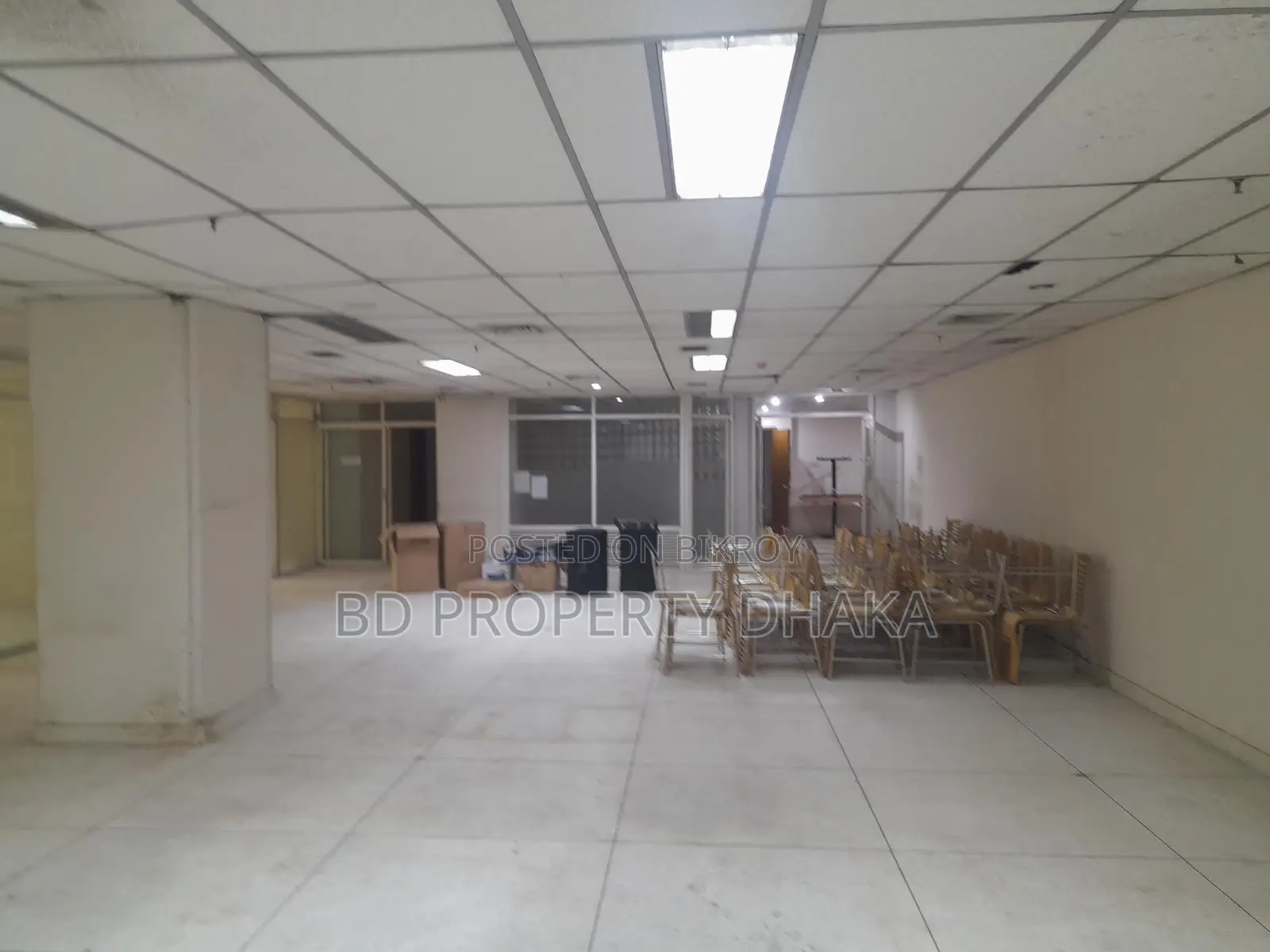 6100 Sqft Semi-furnished Open Commercial Space for Rent in Banani in Banani