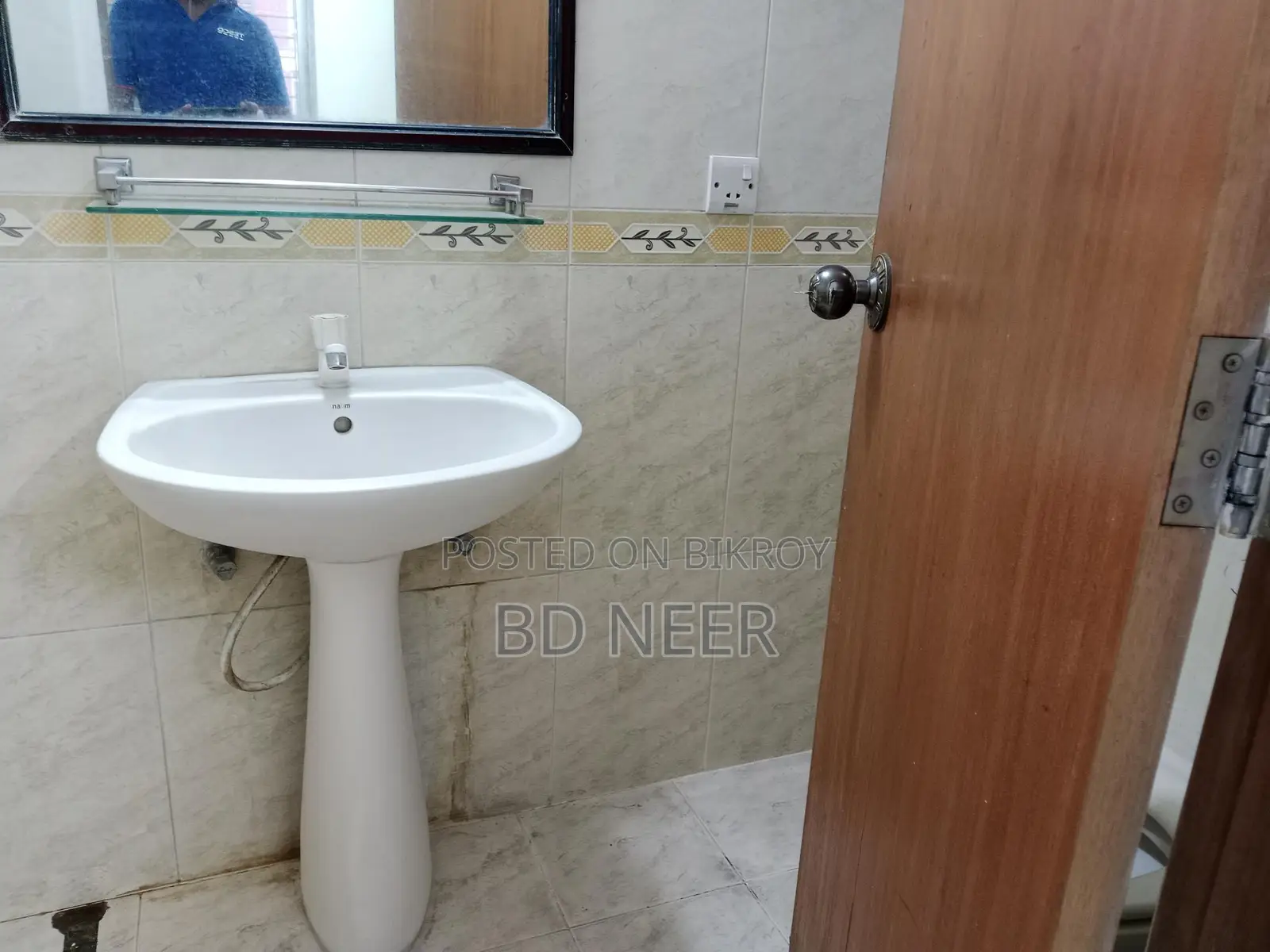 Nice looking unfurnish 4 Bed room apt rent in banani in Banani