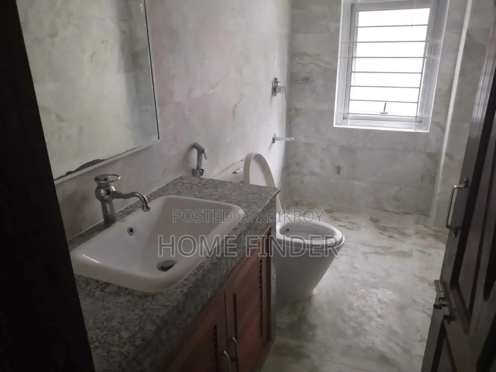 3Bed-2800 SqFt Apt: (TO-LET) In GULSHAN 2 in Gulshan