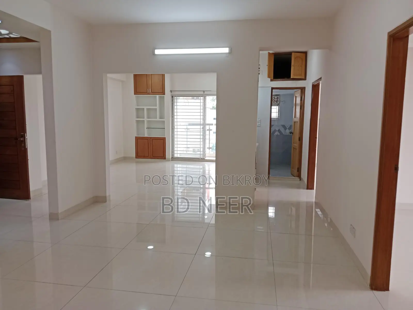 Very well semi furnish 4 Bed room have gym apt rent in Gulshan 1 in Gulshan