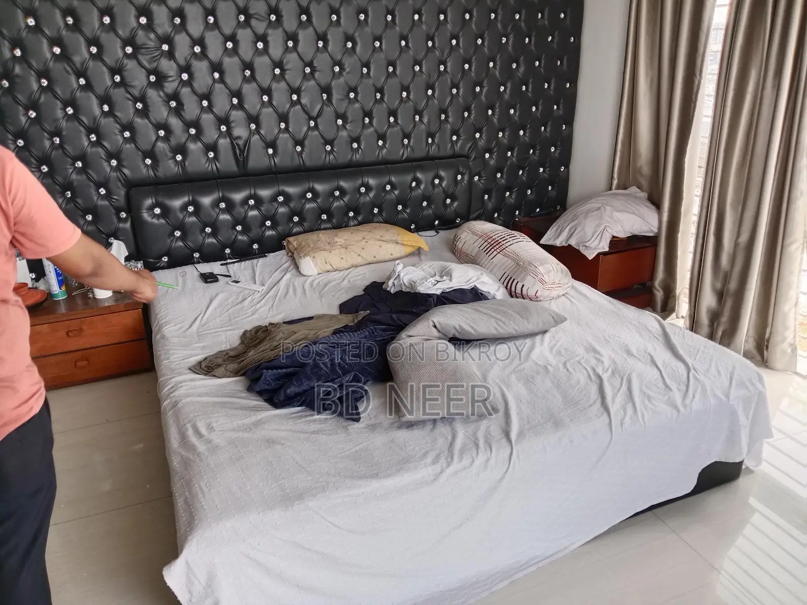 Exclusive Fully Furnish Apt Rent in Banani North in Banani