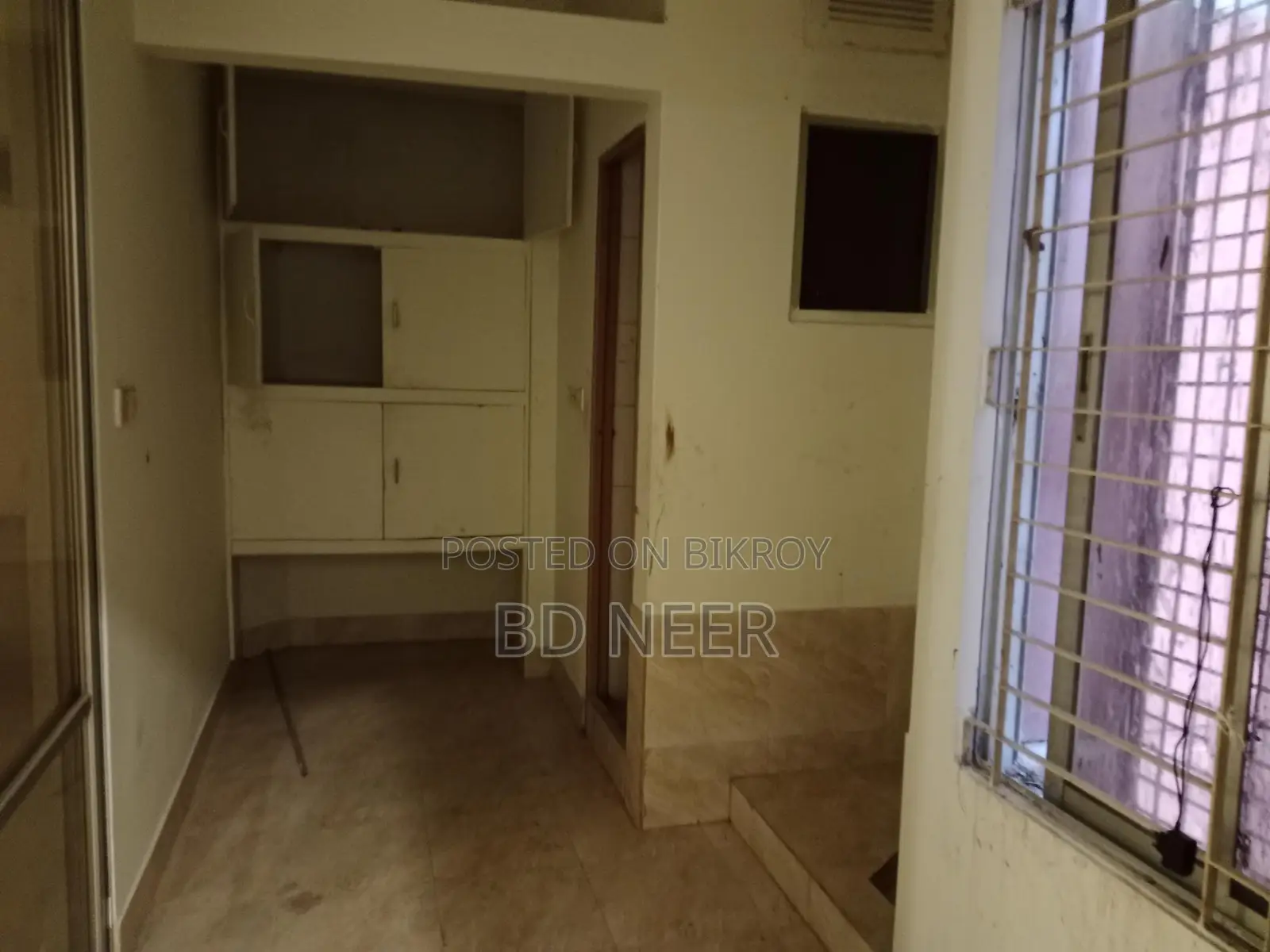 nice looking unfurnish 3 Bed room apt rent in banani North in Banani