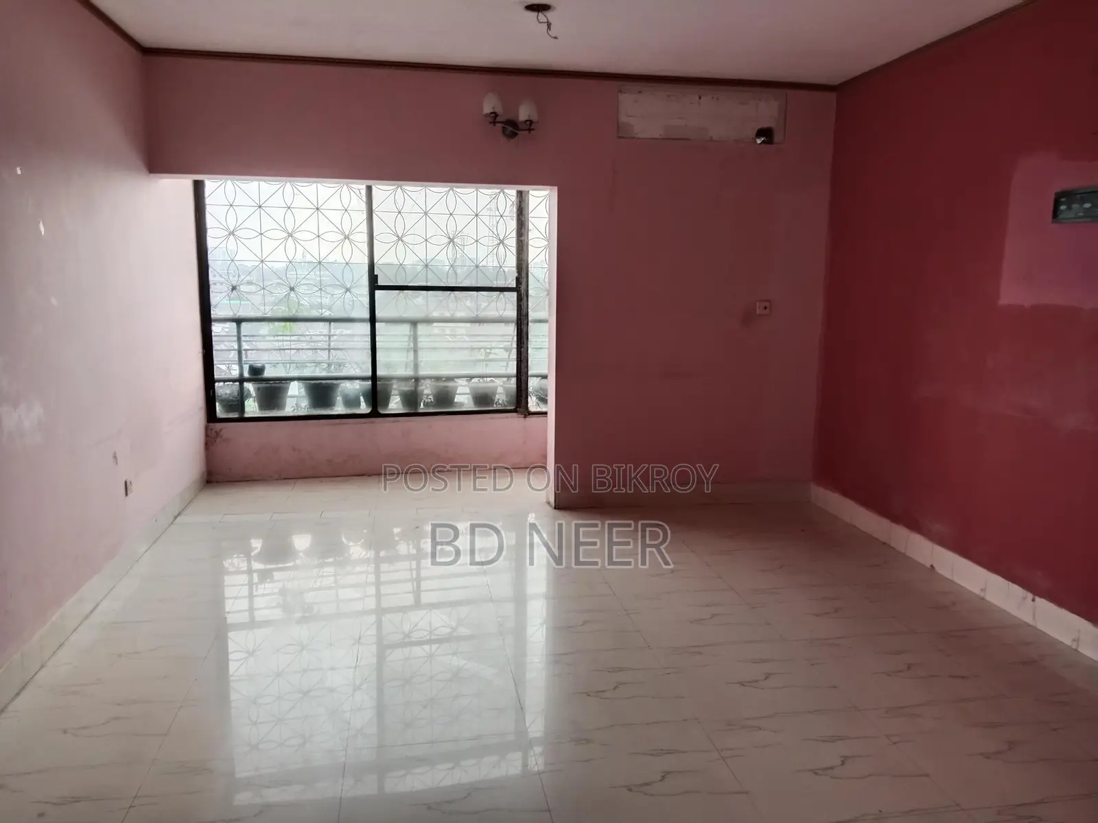 Very nine looking 4 bedroom apt rent in Gulshan 2 in Gulshan