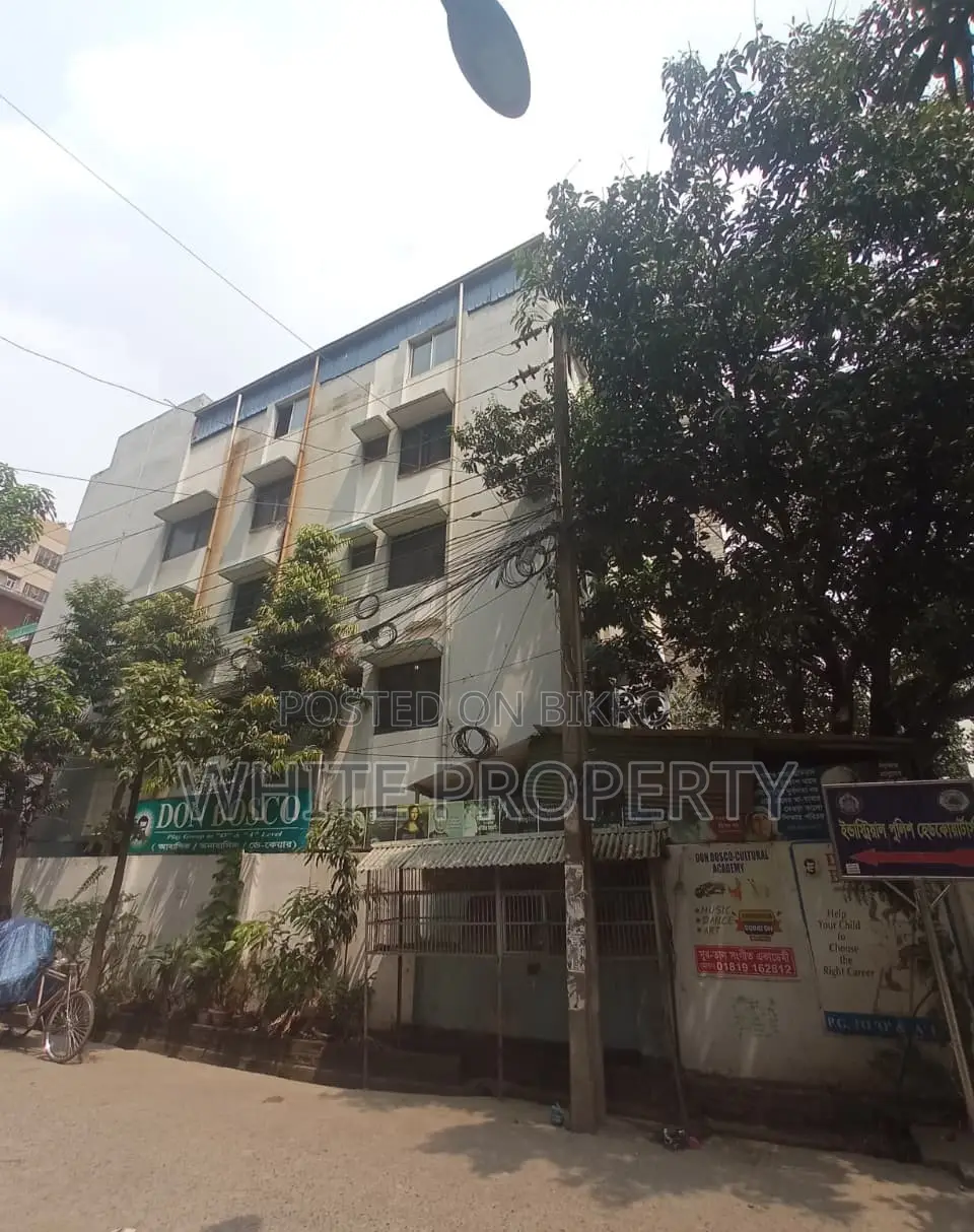 Corner plot With House Sale Uttara Sector 4 in Gulshan