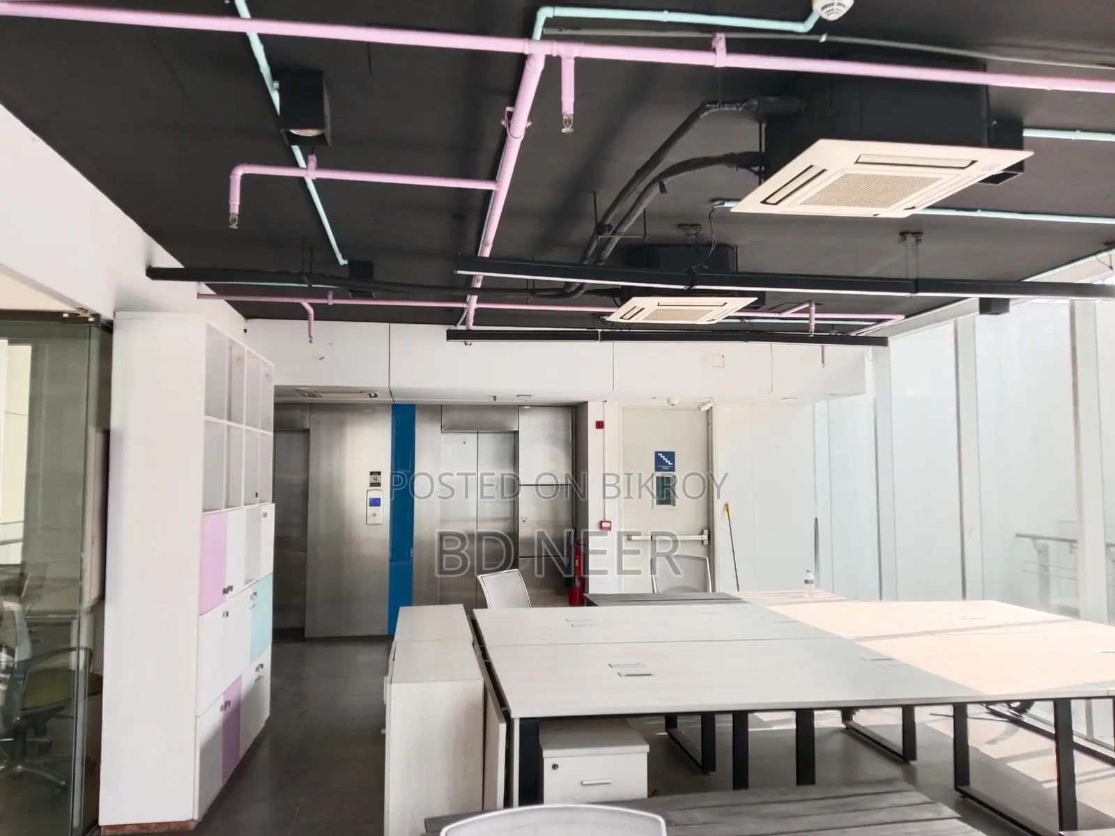 Commercial open space furnish office rent in banani 11 in Banani