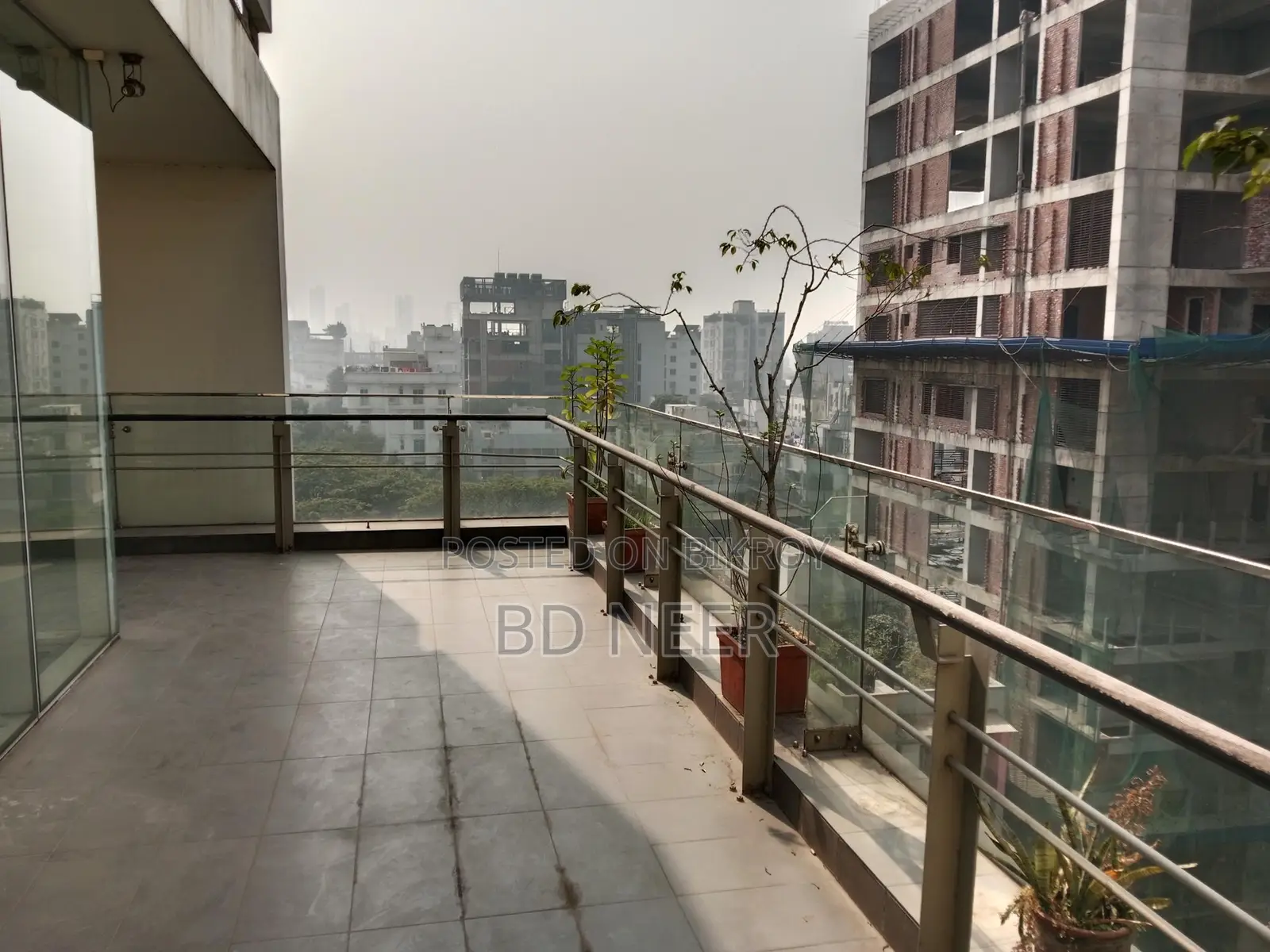 Commercial open space furnish office rent in banani 11 in Banani