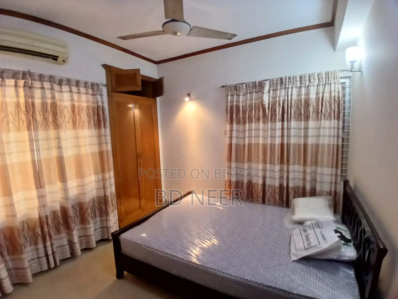 beautiful fully furnish 3 Bed room apt available in Gulshan in Gulshan