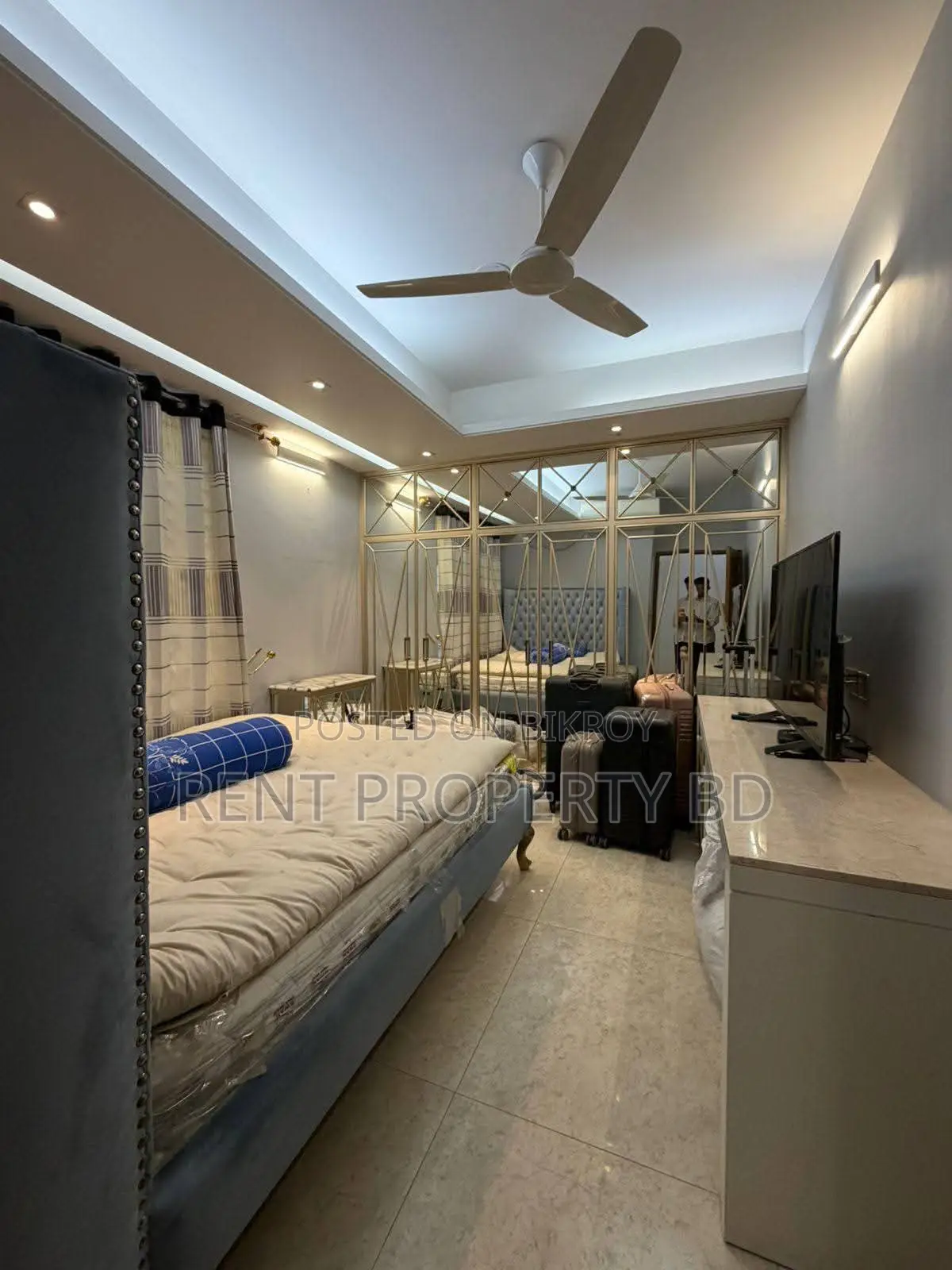 2700 sft 3-bedroom fully furnished apartment for rent in Banani in Banani