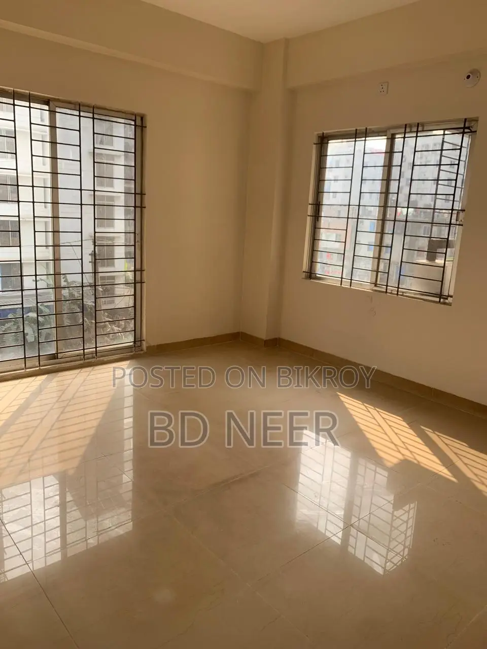 Office space available 2500 sq ft rent in Gulshan 2 in Gulshan