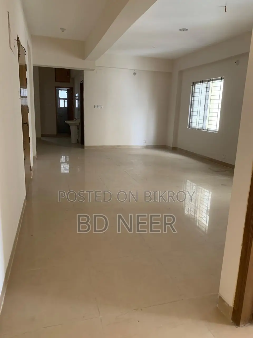 Office space available 2500 sq ft rent in Gulshan 2 in Gulshan