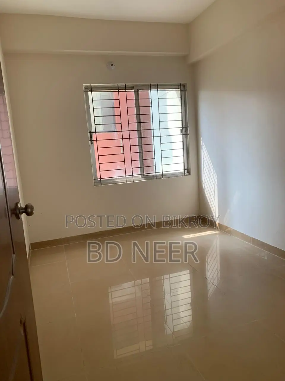 Office space available 2500 sq ft rent in Gulshan 2 in Gulshan